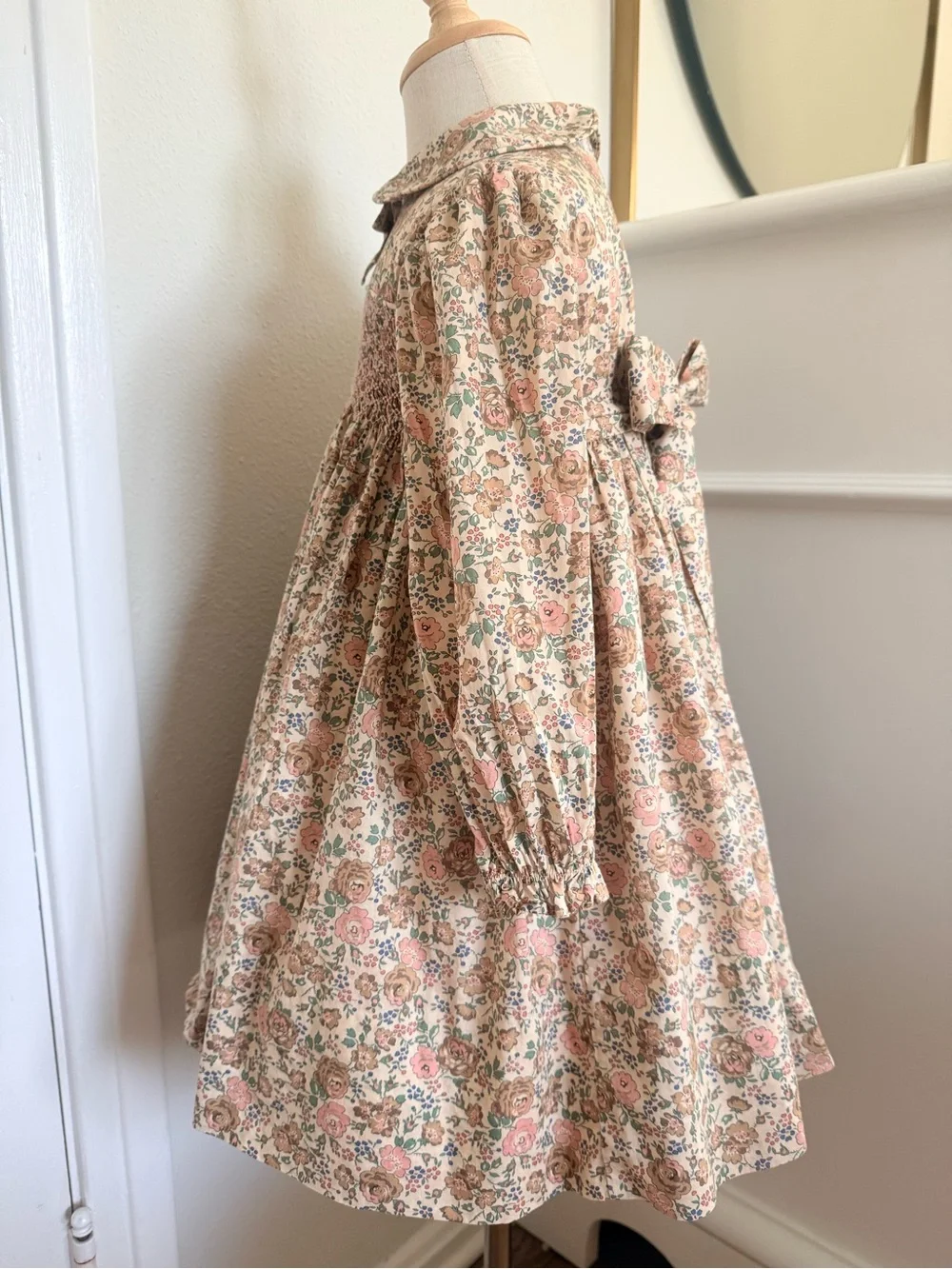 Alice Kathleen Floral Smocked Dress Girls Size 4 Peter Pan Collar Long Sleeve